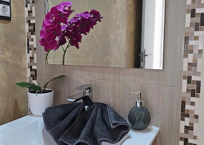 Namaste Modern Elegance Center By Namaste Elite Appartement *