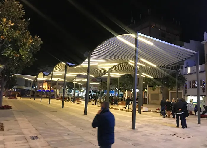 Namaste Modern Elegance Center By Namaste Elite