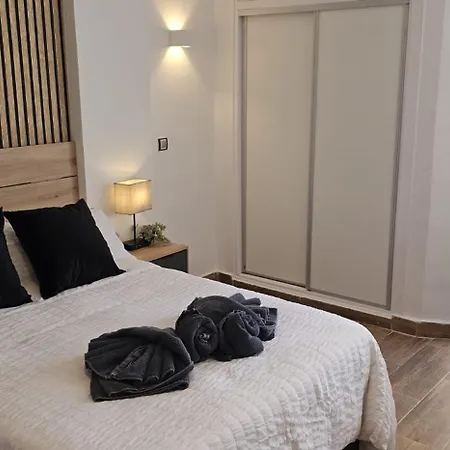 Namaste Modern Elegance Center By Namaste Elite